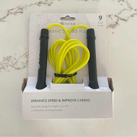 GAIAM Classic Speed Jump Rope - 9ft - Picture 5 of 5